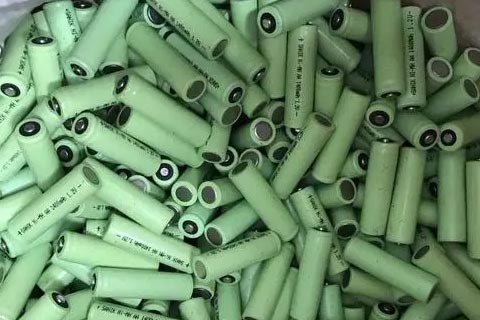 乌鲁木齐高价钴酸锂电池回收-上门回收报废电池-汽车电池回收